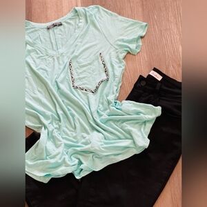 NWT Teal V Neck‎ Tshirt
